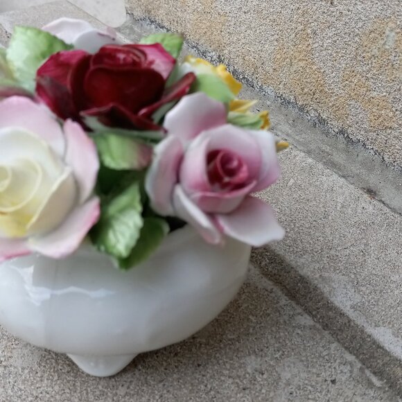 Royal Doulton Flower Bouquet Small English Porcelain Fine Bone China - Picture 9 of 13